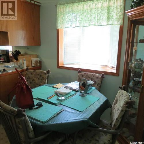 58 Hammond Road, Regina, SK - Indoor Photo Showing Dining Room