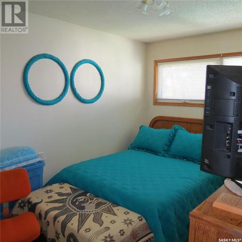 58 Hammond Road, Regina, SK - Indoor Photo Showing Bedroom