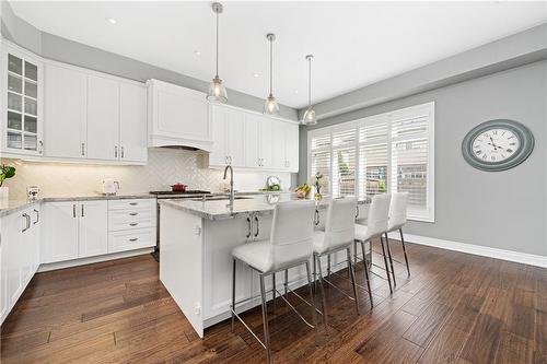 77 Copes Lane, Hamilton, ON - Indoor Photo Showing Kitchen With Upgraded Kitchen