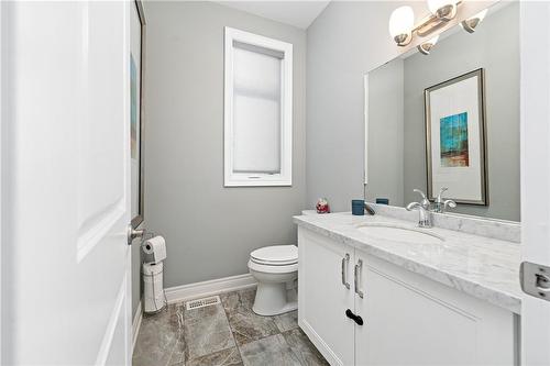 77 Copes Lane, Hamilton, ON - Indoor Photo Showing Bathroom