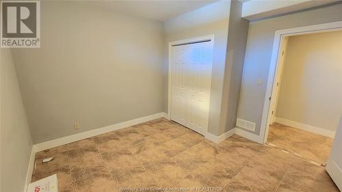 380 Shoreview Circle, Windsor, ON - Indoor Photo Showing Other Room