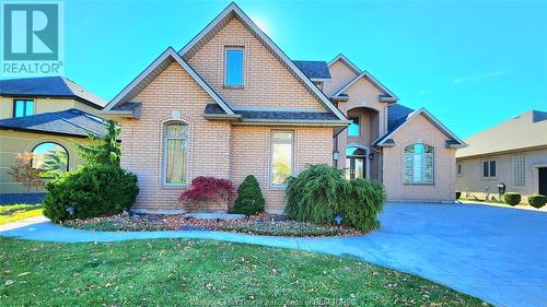 380 Shoreview Circle, Windsor, ON - Outdoor