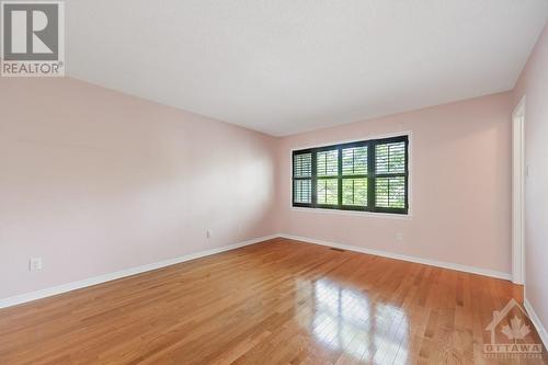 20 Maxton Private, Ottawa, ON - Indoor Photo Showing Other Room