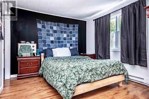 6 Chafe Avenue, St. John'S, NL - Indoor Photo Showing Bedroom