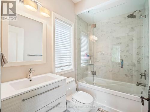 72 Gordon Road, Toronto, ON - Indoor Photo Showing Bathroom