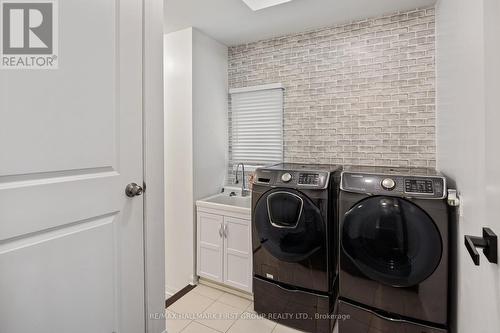 51 Henry Smith Avenue, Clarington, ON - Indoor Photo Showing Laundry Room