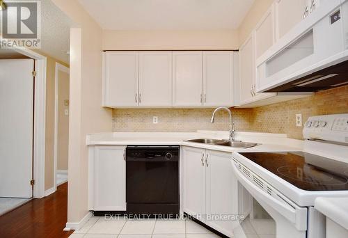 103 - 25 Meadow Lane, Barrie, ON - Indoor Photo Showing Kitchen With Double Sink