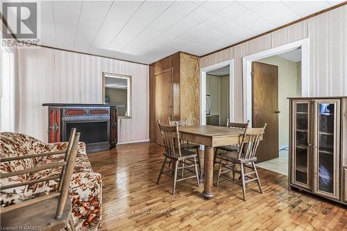 504452 Grey Road 12, West Grey, ON - Indoor Photo Showing Dining Room