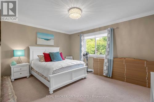 6 Melbourne Place, Brampton, ON - Indoor Photo Showing Bedroom