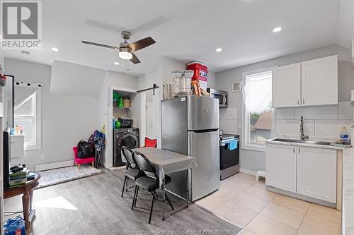 51 Orange Street, Leamington, ON - Indoor Photo Showing Kitchen