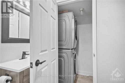 708 - 1440 Heron Road, Ottawa, ON - Indoor Photo Showing Laundry Room