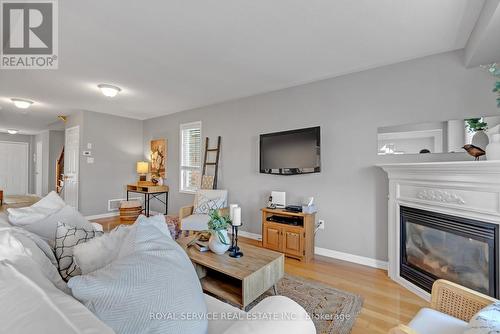 31 Lunney Crescent, Clarington, ON - Indoor Photo Showing Living Room With Fireplace