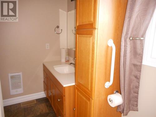 75 Little Bay Road, Springdale, NL - Indoor Photo Showing Bathroom