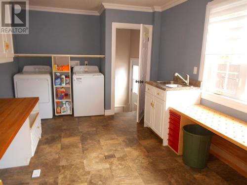 75 Little Bay Road, Springdale, NL - Indoor Photo Showing Laundry Room