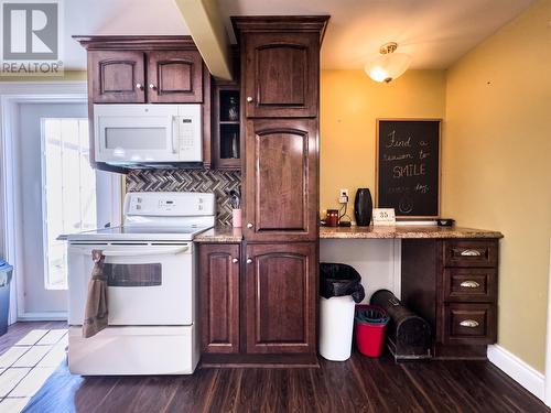 35 Barrisway Road, Garnish, NL - Indoor Photo Showing Kitchen