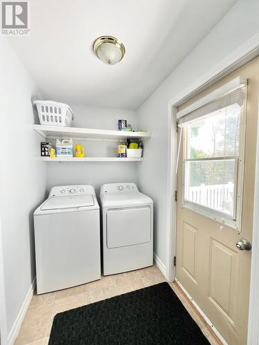 4 Maple Avenue, Grand Falls-Windsor, NL - Indoor Photo Showing Laundry Room