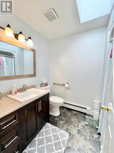 4 Maple Avenue, Grand Falls-Windsor, NL - Indoor Photo Showing Bathroom