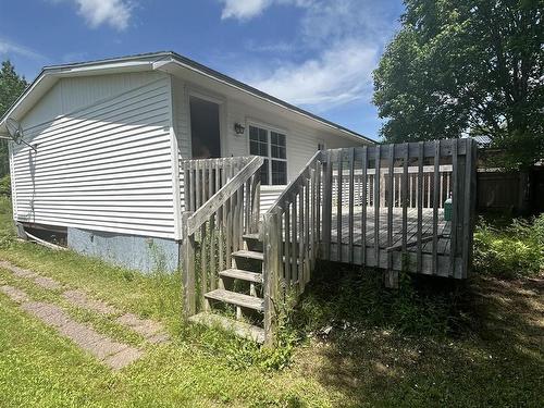 27 Green Road Extension, Lantz, NS 