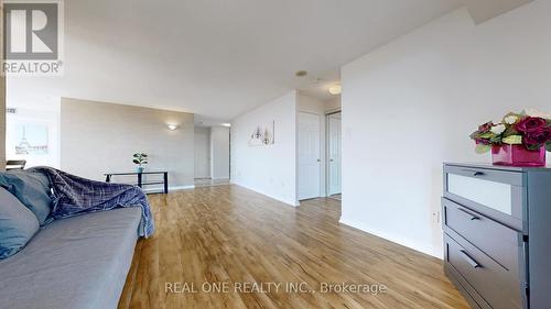 1709 - 400 Webb Drive, Mississauga, ON - Indoor