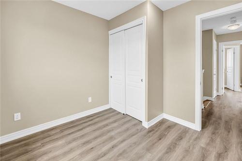 323 Silverwood Avenue, Welland, ON - Indoor Photo Showing Other Room