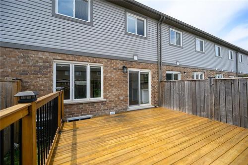 323 Silverwood Avenue, Welland, ON - Outdoor With Deck Patio Veranda With Exterior