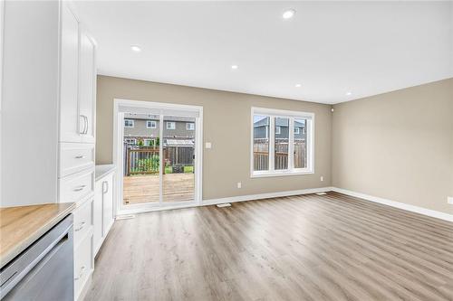 323 Silverwood Avenue, Welland, ON - Indoor