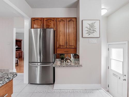 31 Catalina Dr, Toronto, ON - Indoor Photo Showing Kitchen