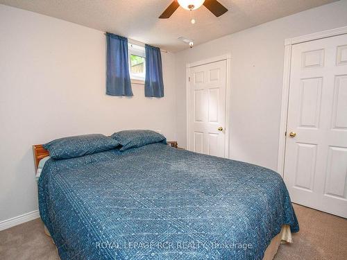 30 Marsellus Dr, Barrie, ON - Indoor Photo Showing Bedroom