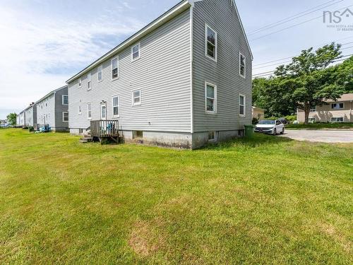 83 Pleasant Street, Yarmouth, NS 