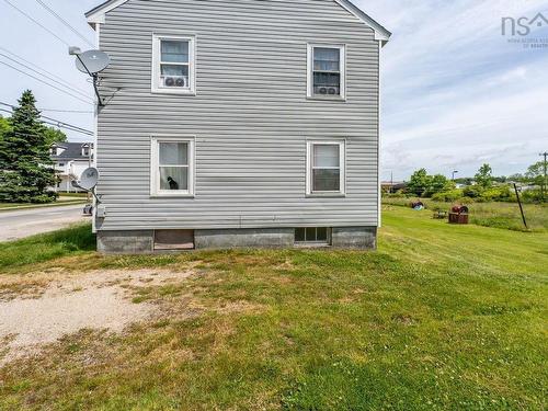 67 Pleasant Street, Yarmouth, NS 