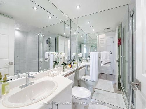 906-4470 Tucana Crt, Mississauga, ON - Indoor Photo Showing Bathroom