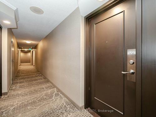 906-4470 Tucana Crt, Mississauga, ON - Indoor Photo Showing Other Room