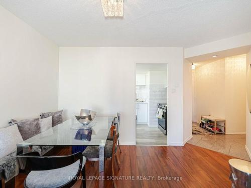 906-4470 Tucana Crt, Mississauga, ON - Indoor Photo Showing Dining Room