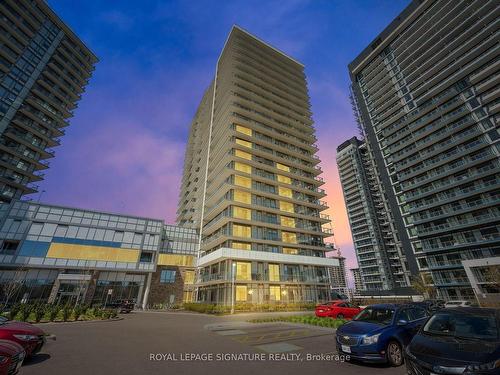 1808-4675 Metcalfe Ave, Mississauga, ON - Outdoor With Facade