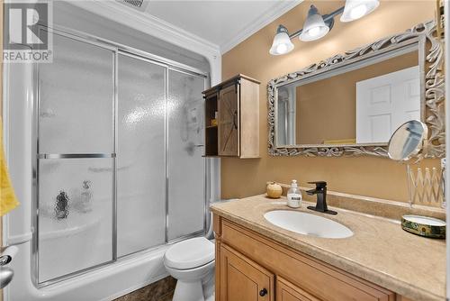 332 Perreault Street, Sudbury, ON - Indoor Photo Showing Bathroom