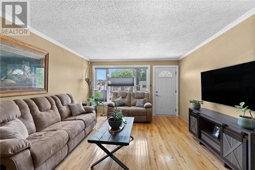 332 Perreault Street, Sudbury, ON - Indoor Photo Showing Living Room