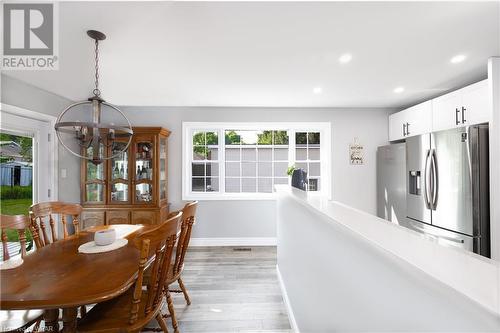 70 Stanley Street, Cambridge, ON - Indoor Photo Showing Dining Room