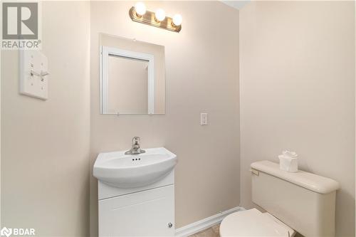 27 Stone Bridge Court, Belleville, ON - Indoor Photo Showing Bathroom