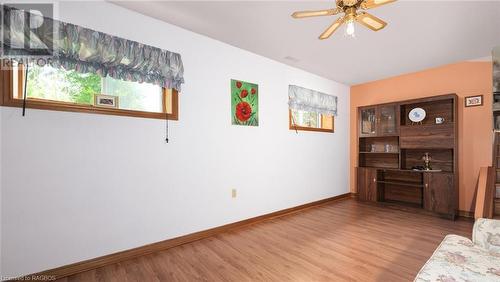 15 Brackenbury Street, Markdale, ON - Indoor Photo Showing Other Room