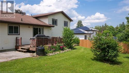 15 Brackenbury Street, Markdale, ON - Outdoor