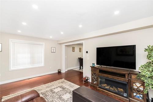 4825 Verdi Street, Burlington, ON - Indoor Photo Showing Living Room With Fireplace