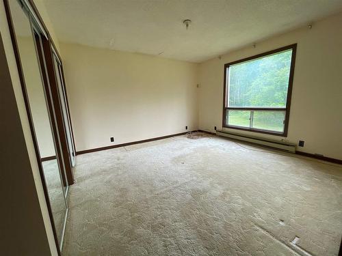 550 Wardrope Avenue, Thunder Bay, ON - Indoor Photo Showing Other Room