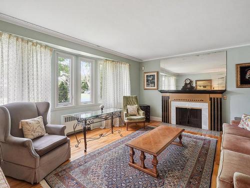 Salon - 2065 Ch. Hanover, Mont-Royal, QC - Indoor Photo Showing Living Room With Fireplace