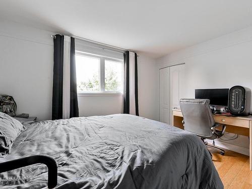 Bedroom - 5310 Crois. Beaumanoir, Brossard, QC - Indoor Photo Showing Bedroom