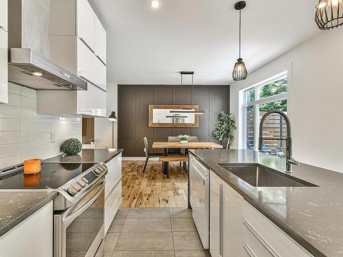 Vue d'ensemble - 4420 Rue Bigras, Terrebonne (Terrebonne), QC - Indoor Photo Showing Kitchen With Upgraded Kitchen