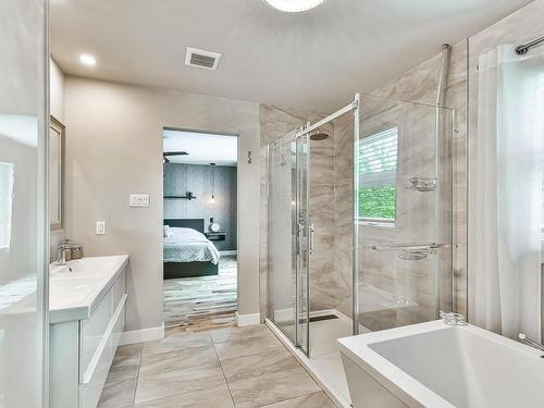 Ensuite bathroom - 4420 Rue Bigras, Terrebonne (Terrebonne), QC - Indoor Photo Showing Bathroom