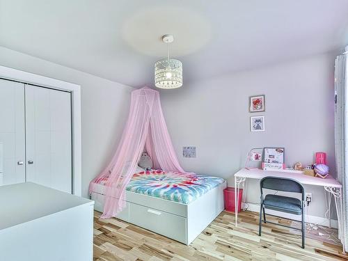 Chambre Ã Â coucher - 4420 Rue Bigras, Terrebonne (Terrebonne), QC - Indoor Photo Showing Bedroom