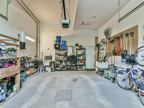 Garage - 4420 Rue Bigras, Terrebonne (Terrebonne), QC - Indoor Photo Showing Garage