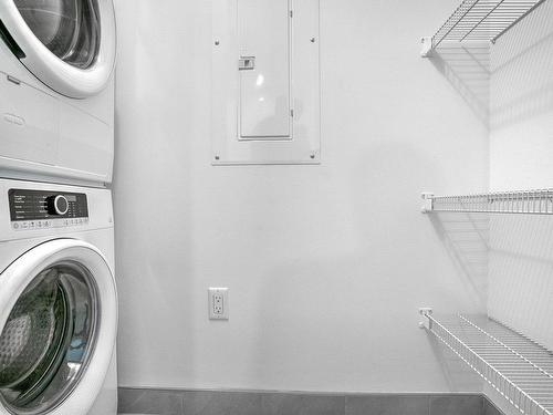 Salle de lavage - 1204-1239 Rue Drummond, Montréal (Ville-Marie), QC - Indoor Photo Showing Laundry Room
