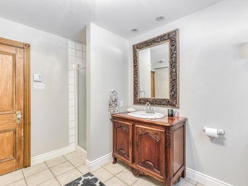 Salle de bains - 107 Rue St-Pierre E., Saint-Sauveur, QC - Indoor Photo Showing Bathroom